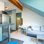 Rentplanet - Arianska Apartamento *
